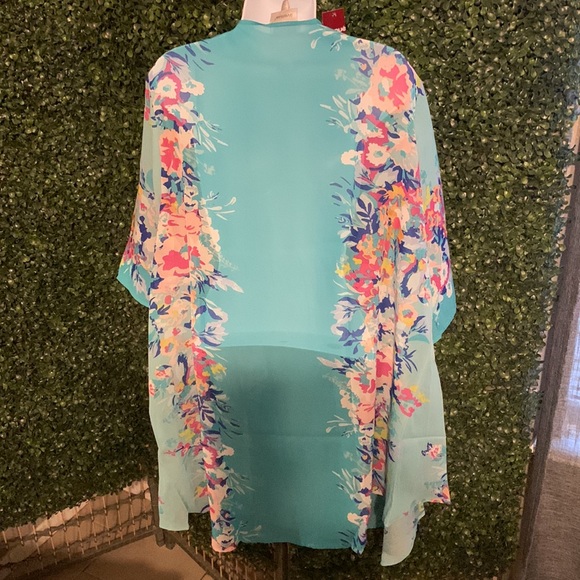 PLUS SIZE Kimonos 🌸🌸🌸 NEW!! - Picture 8 of 9